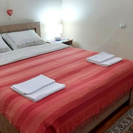Apartamento Beso-House Borjomi Exterior foto
